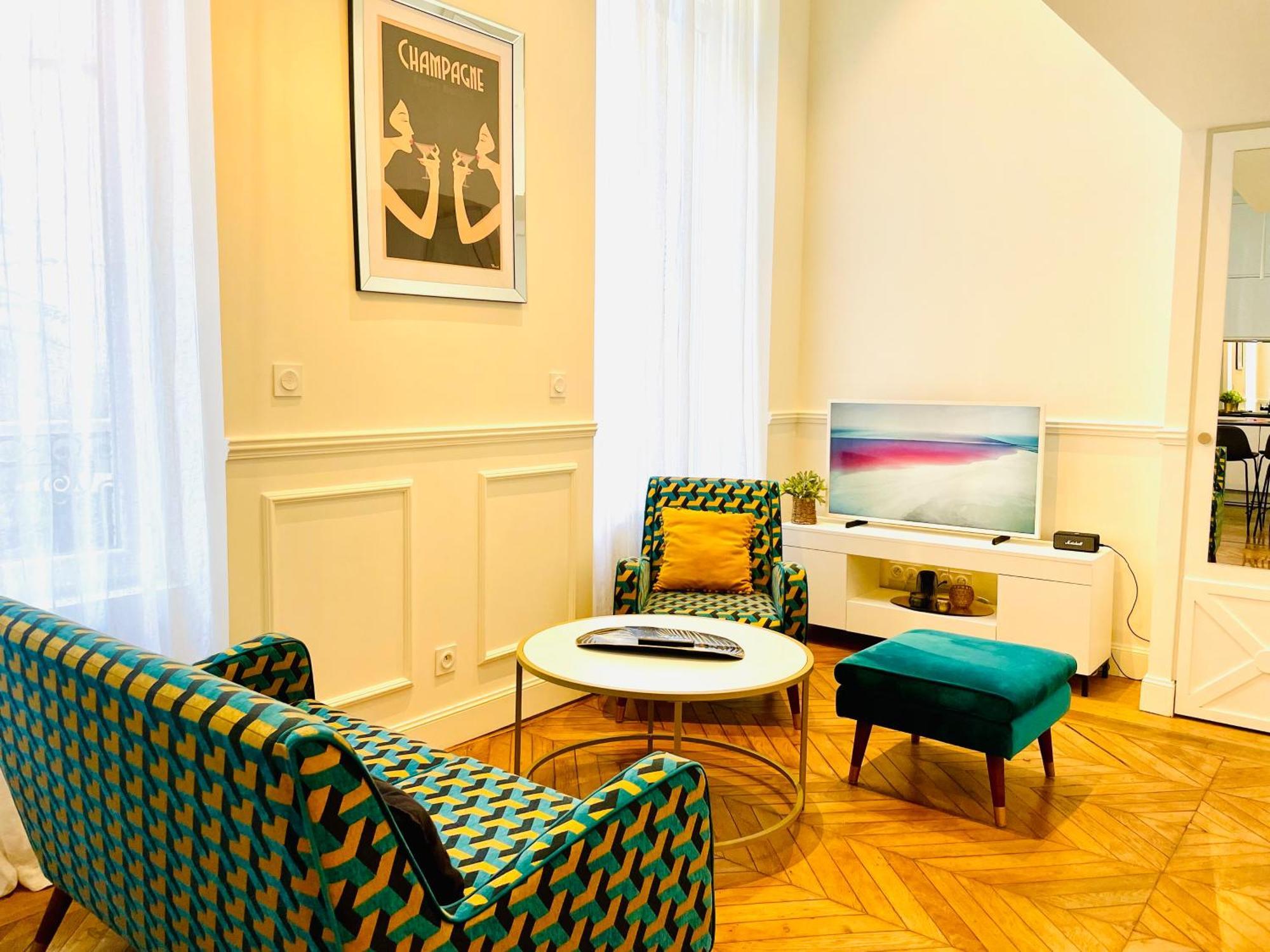 Apartment De Charme Du General Leclerc - Place D'erlon - Hypercentre - Gare - Reims