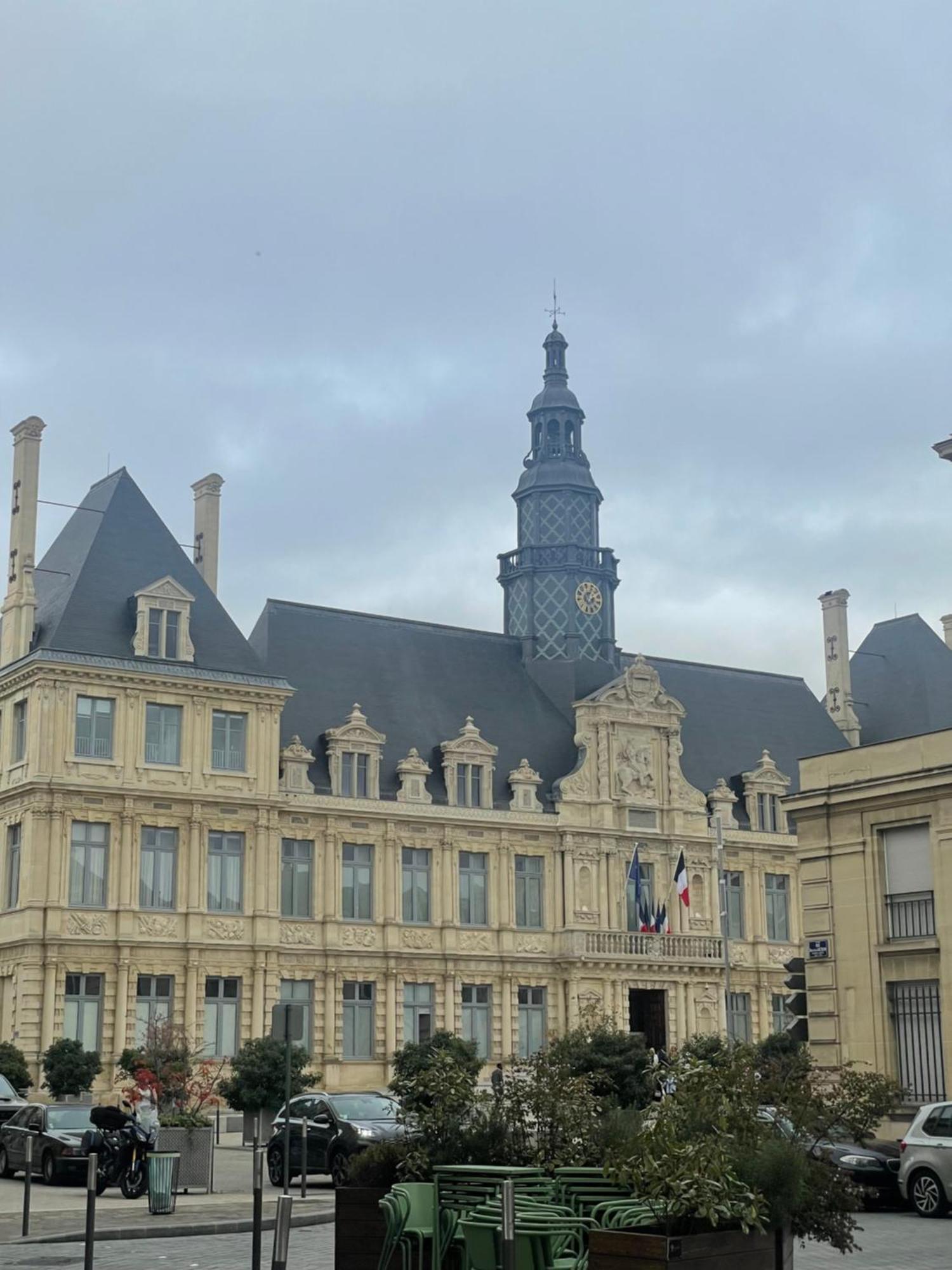 Apartment De Charme Du General Leclerc - Place D'erlon - Hypercentre - Gare -
